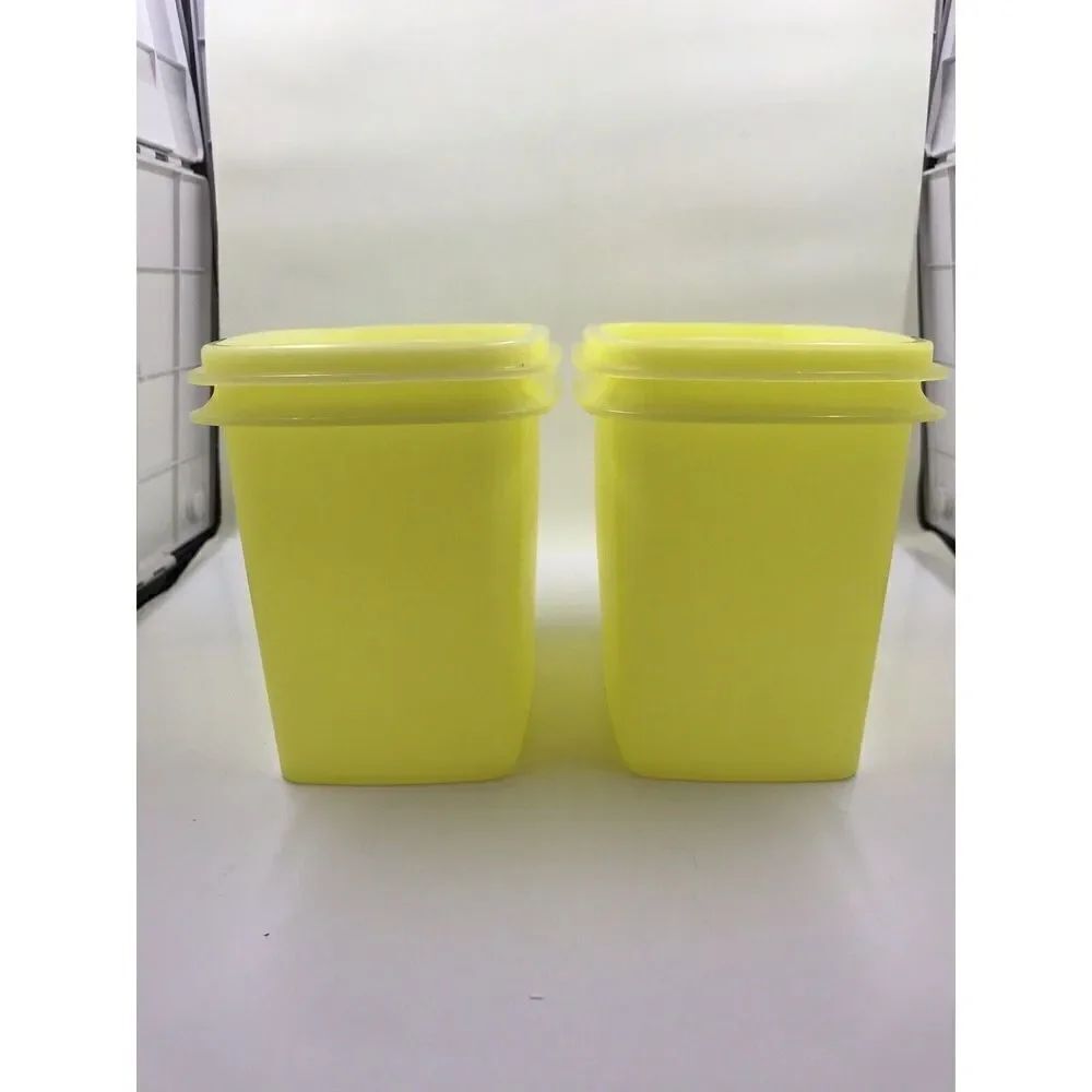 Tupperware 1243-3 Yellow Shelf Saver 2 Storage Containers With Lids Vintage